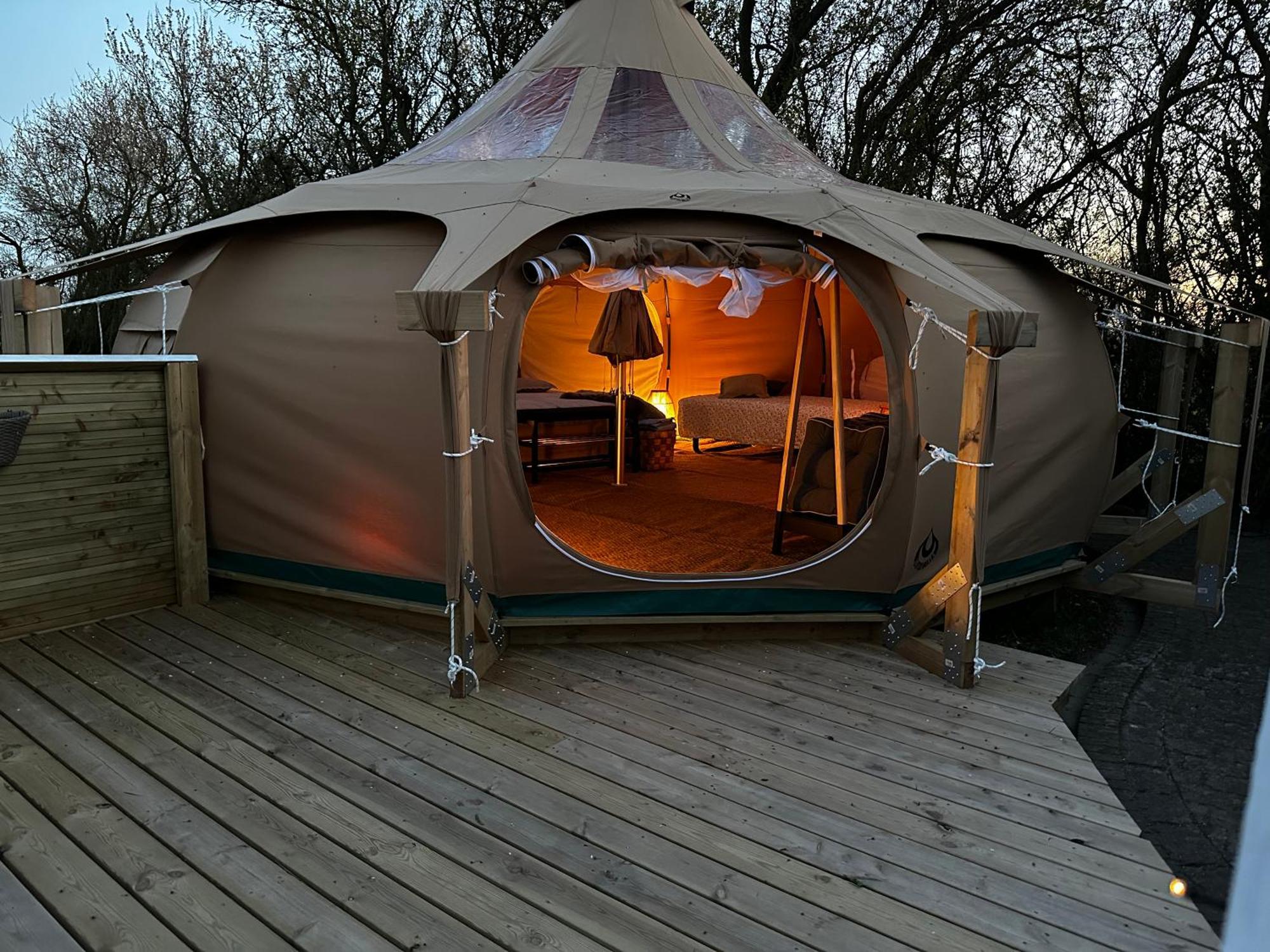 Romantik Luxus Glamping 2 Idestrup エクステリア 写真